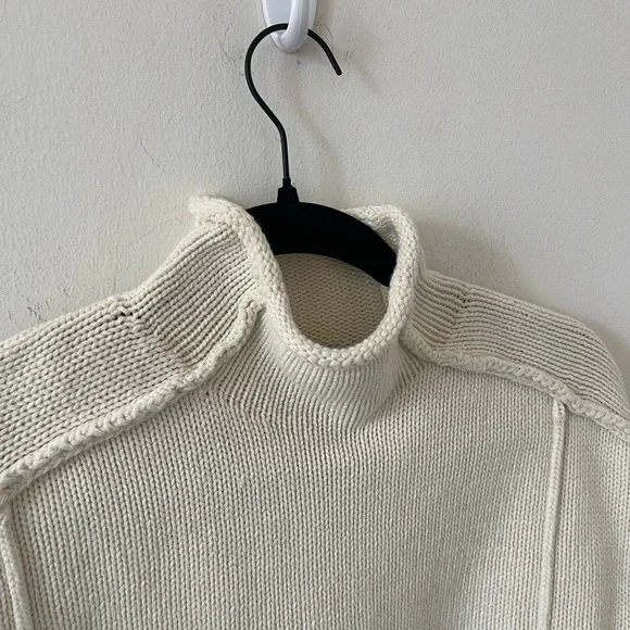Zara Cream Turtleneck Sweater - Picture 3 of 5